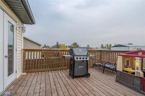 31 Habs Bay, La Broquerie, MB - Outdoor With Deck Patio Veranda With Exterior