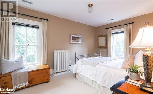 186 Third Street, Collingwood, ON - Indoor Photo Showing Bedroom