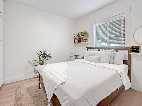 110-870 Mcqueen Drive, Kamloops, BC - Indoor Photo Showing Bedroom