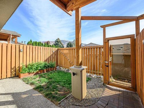 110-870 Mcqueen Drive, Kamloops, BC - Outdoor With Exterior