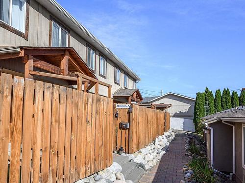 110-870 Mcqueen Drive, Kamloops, BC - Outdoor With Exterior