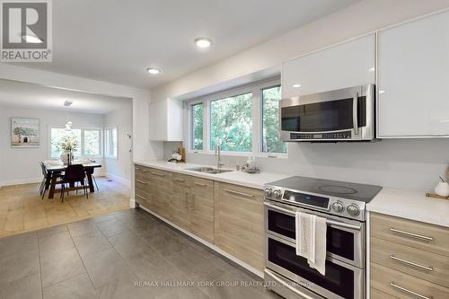 2663 Concession 3 Road, Adjala-Tosorontio, ON - Indoor Photo Showing Kitchen With Double Sink