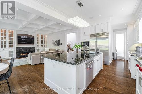 48 Nipigon Avenue, Toronto, ON - Indoor Photo Showing Kitchen With Upgraded Kitchen