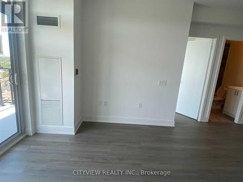 925 - 50 George Butchart Drive, Toronto, ON - Indoor Photo Showing Other Room