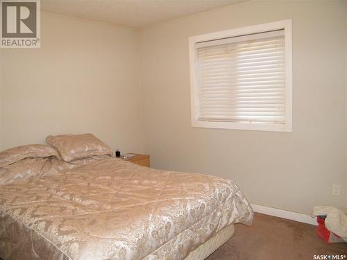 431 Centre Street, Middle Lake, SK - Indoor Photo Showing Bedroom