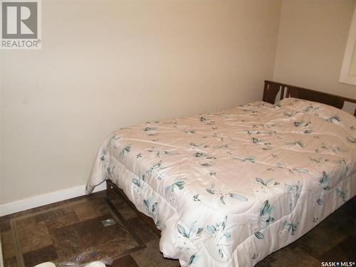 431 Centre Street, Middle Lake, SK - Indoor Photo Showing Bedroom