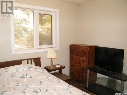 431 Centre Street, Middle Lake, SK - Indoor Photo Showing Bedroom