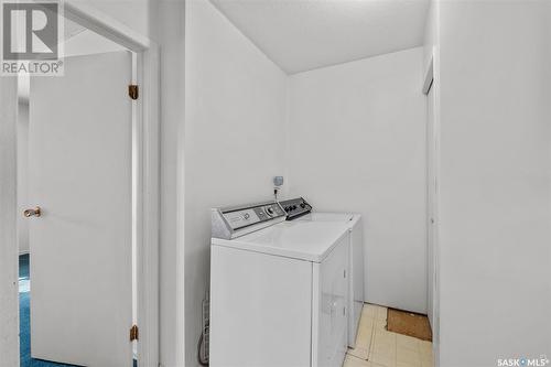 1339 6Th Street E, Prince Albert, SK - Indoor Photo Showing Laundry Room