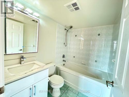 1117 - 2627 Mccowan Road, Toronto, ON - Indoor Photo Showing Bathroom