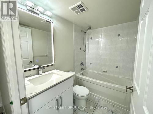 1117 - 2627 Mccowan Road, Toronto, ON - Indoor Photo Showing Bathroom