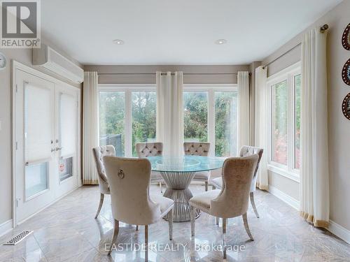 27 Brimwood Crescent, Richmond Hill, ON - Indoor Photo Showing Dining Room