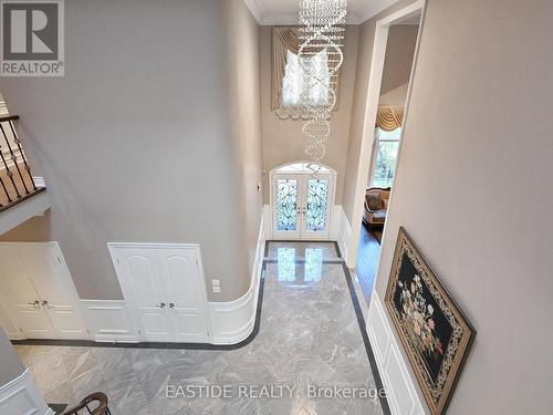 27 Brimwood Crescent, Richmond Hill, ON - Indoor Photo Showing Other Room