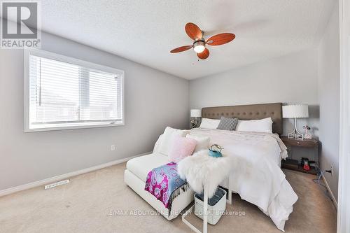 2185 Sutton Drive, Burlington, ON - Indoor Photo Showing Bedroom