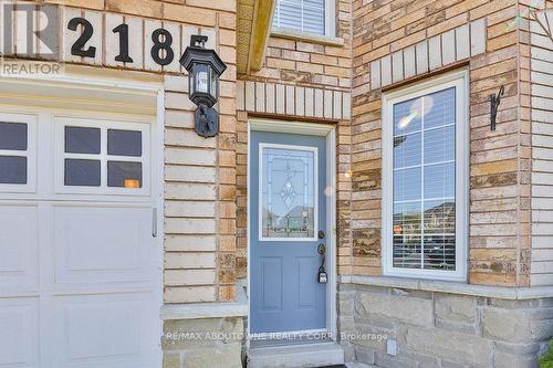 2185 Sutton Drive, Burlington, ON - Outdoor With Facade