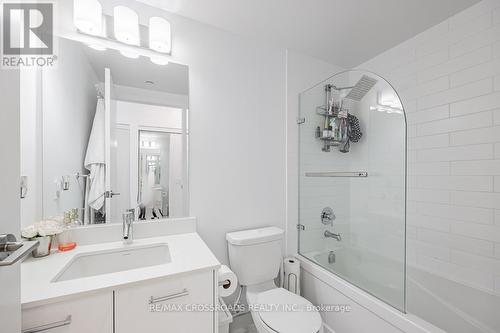 1907 - 2200 Lake Shore Boulevard W, Toronto, ON - Indoor Photo Showing Bathroom