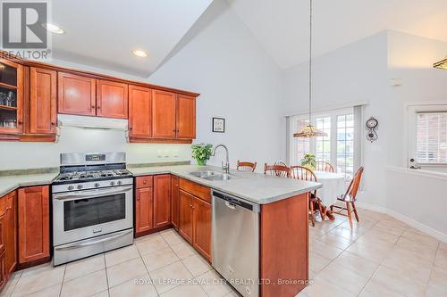 109 Riverwalk Place, Guelph/Eramosa, ON - Indoor Photo Showing Kitchen With Double Sink