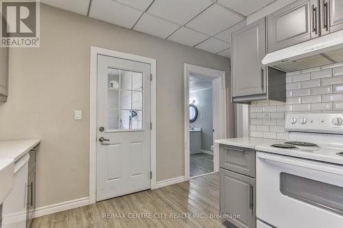 57 Scott Street, St. Thomas, ON - Indoor Photo Showing Kitchen