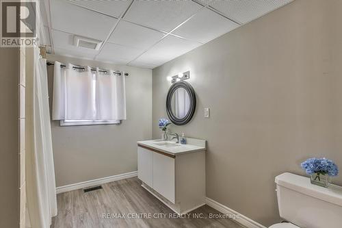 57 Scott Street, St. Thomas, ON - Indoor Photo Showing Bathroom