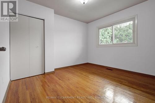 108 Lakeside Drive, Grimsby, ON - Indoor Photo Showing Other Room