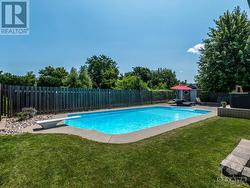 Beautiful inground pool to enjoy all summer! - 