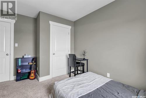 20 425 Langer Place, Warman, SK - Indoor Photo Showing Bedroom