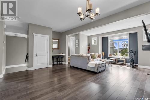 20 425 Langer Place, Warman, SK - Indoor Photo Showing Living Room