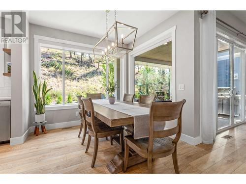 49 Forest Edge Drive, Kelowna, BC - Indoor Photo Showing Dining Room