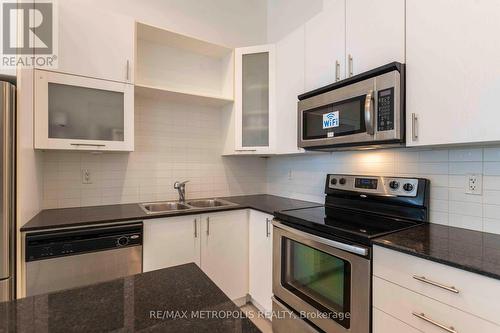 405 - 500 Sherbourne Street, Toronto, ON - Indoor Photo Showing Kitchen With Stainless Steel Kitchen With Double Sink With Upgraded Kitchen