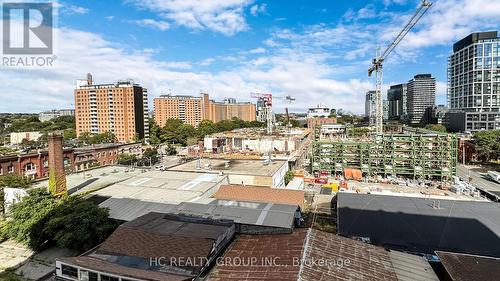 919 - 320 Richmond Street E, Toronto, ON - Outdoor