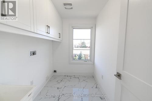 289 Ramblewood Drive, Wasaga Beach, ON - Indoor Photo Showing Other Room