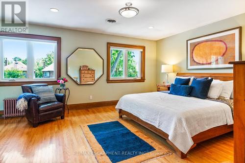 19 Jackson Avenue, Toronto, ON - Indoor Photo Showing Bedroom