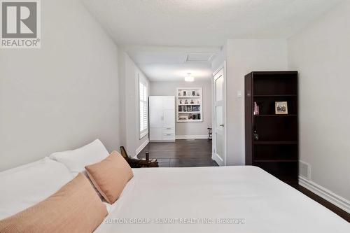 1195 Crestdale Road, Mississauga, ON - Indoor Photo Showing Bedroom