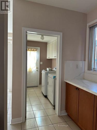 30 Valleycreek Drive, Brampton, ON - Indoor Photo Showing Laundry Room