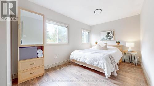 33 Shelley Drive, Kawartha Lakes, ON - Indoor Photo Showing Bedroom