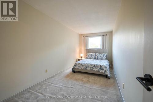 15 - 17 Gibson Drive, Kitchener, ON - Indoor Photo Showing Bedroom