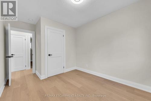 2596 Red Maple Avenue, Lincoln, ON - Indoor Photo Showing Other Room