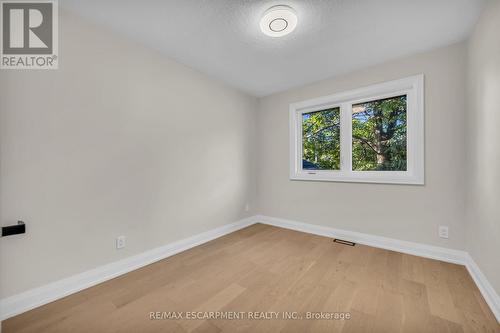 2596 Red Maple Avenue, Lincoln, ON - Indoor Photo Showing Other Room