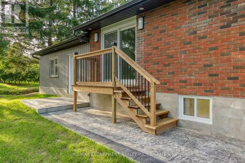 2596 Red Maple Avenue, Lincoln, ON - Outdoor With Exterior