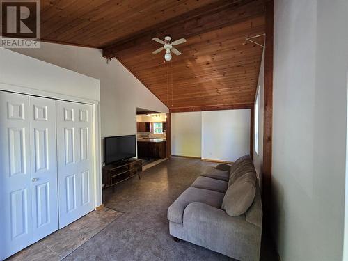 1746 Vernon Street, Lumby, BC - Indoor