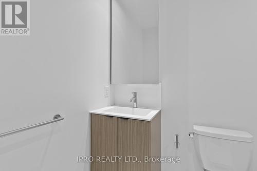 407 - 20 Edward Street, Toronto, ON -  Photo Showing Bathroom