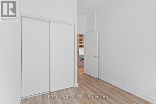 407 - 20 Edward Street, Toronto, ON - Indoor Photo Showing Other Room