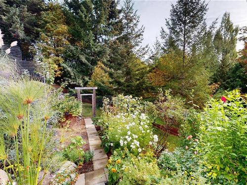 2121 Harbourview Rd, Sooke, BC 