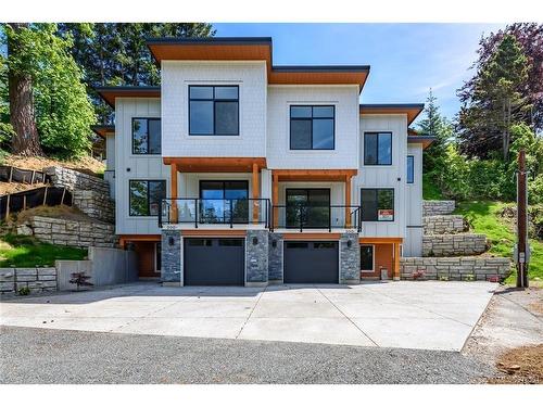 A-990 1St St, Courtenay, BC - Outdoor With Facade