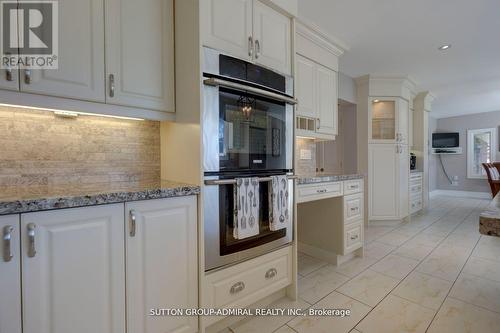 3465 19Th Side Road Side Road, King, ON - Indoor Photo Showing Kitchen