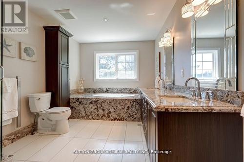 3465 19Th Side Road Side Road, King, ON - Indoor Photo Showing Bathroom