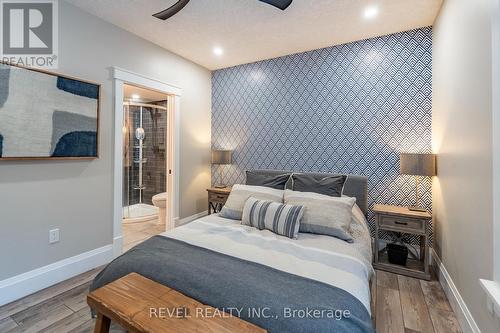 7404 Wellington Road 11 Road, Mapleton, ON - Indoor Photo Showing Bedroom