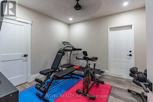 7404 Wellington Road 11 Road, Mapleton, ON - Indoor Photo Showing Gym Room