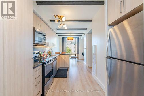 523 - 145 Columbia Street, Waterloo, ON - Indoor Photo Showing Kitchen With Upgraded Kitchen