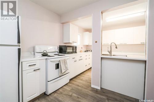 90 Franklin Avenue, Yorkton, SK - Indoor Photo Showing Kitchen