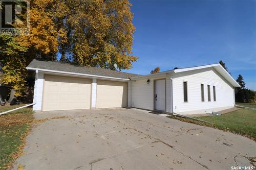 90 Franklin Avenue, Yorkton, SK - Outdoor With Exterior